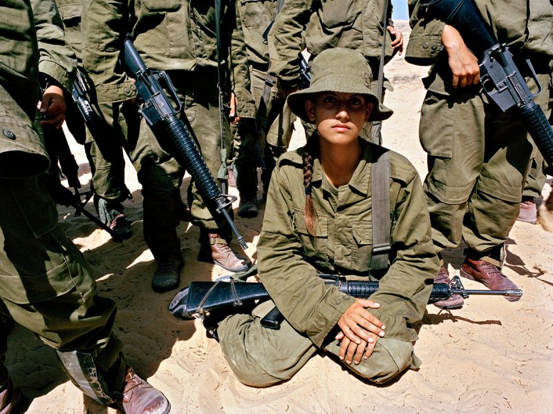 Фотография: Девушки армии Израиля: особый взгляд на женщин-воинов в фотоработах Рэйчел Папо №2 - BigPicture.ru