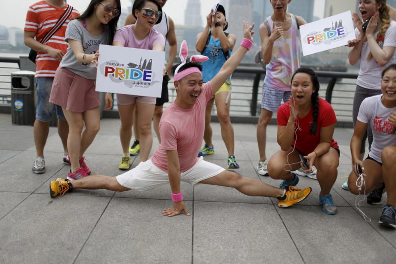 Фотография: Как в гомофобном Китае акцент на ЛГБТ помогает зарабатывать деньги №3 - BigPicture.ru