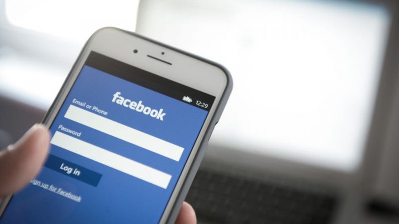 Фотография: Facebook, прослушка и реклама: как телефон узнает, что вам интересно №3 - BigPicture.ru