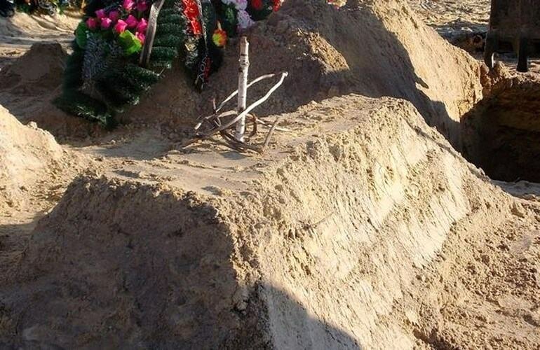 Фотография: Город мертвых: 10 могил самых известных преступников №21 - BigPicture.ru