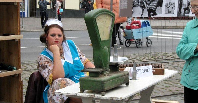 Фотография: Как боролись с нечистыми на руку торговцами в старые времена №1 - BigPicture.ru