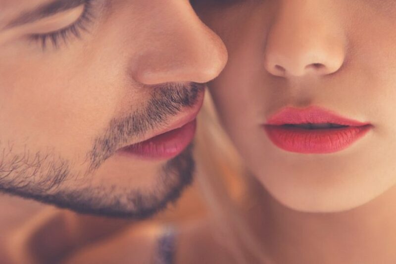 Фотография: 5 неожиданных заболеваний, которые передаются через поцелуй №1 - BigPicture.ru