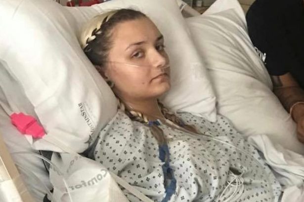 Фотография: Аромат смерти: девушка из США тяжело заболела и впала в кому после использования вейпа №4 - BigPicture.ru
