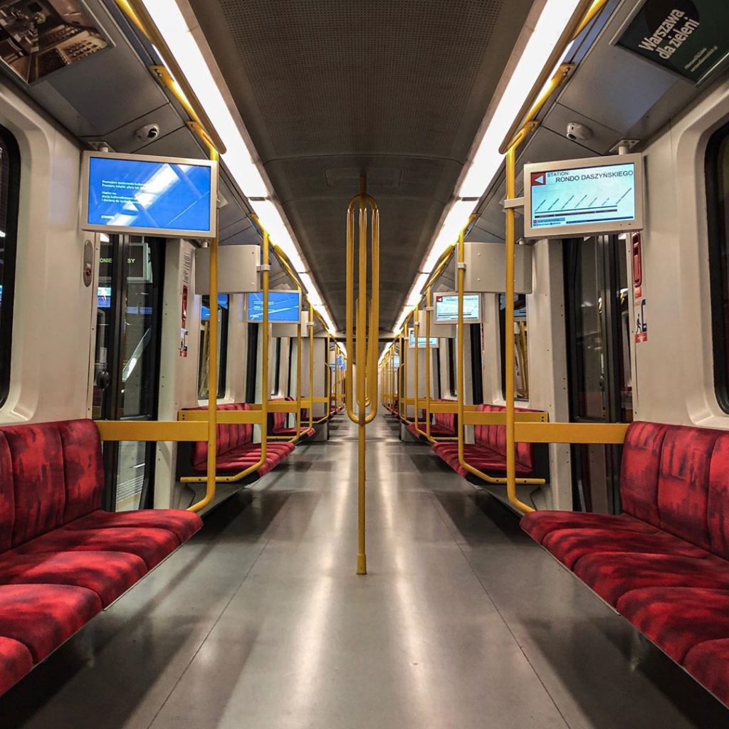 Фотография: От Сеула до Тегерана: как выглядят вагоны метро в разных странах мира №6 - BigPicture.ru
