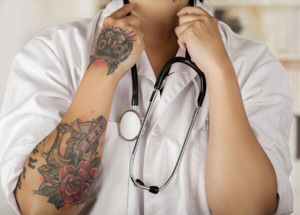 Тату на страже здоровья: немецкие ученые создали биосенсорные татуировки