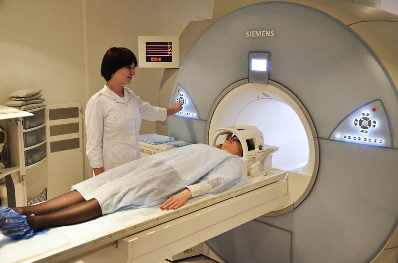 Фотография: Где можно сделать МРТ головы в СПб? №3 - BigPicture.ru