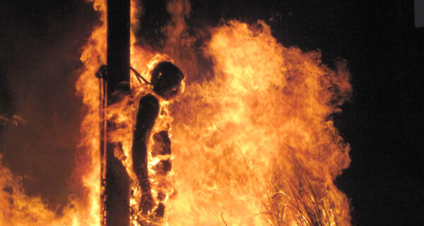 «Хочу почести, силы и похоти»: как закончил священник Урбен Грандье, заключивший договор с Сатаной