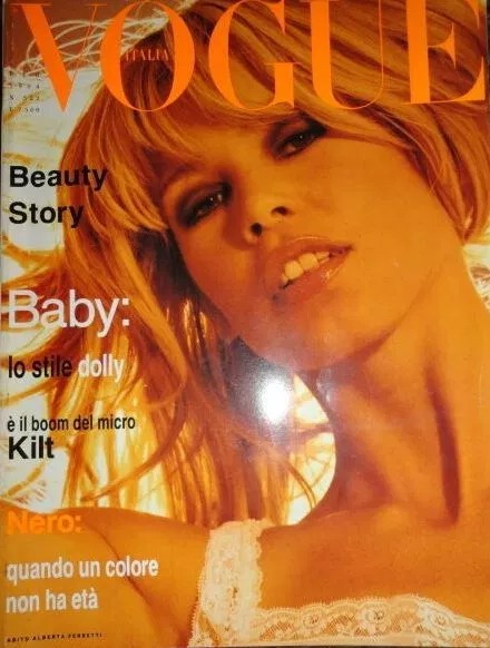 Фотография: На том же месте, в тот же час: Клаудия Шиффер снялась обнаженной для журнала Vogue, как 25 лет назад №3 - BigPicture.ru