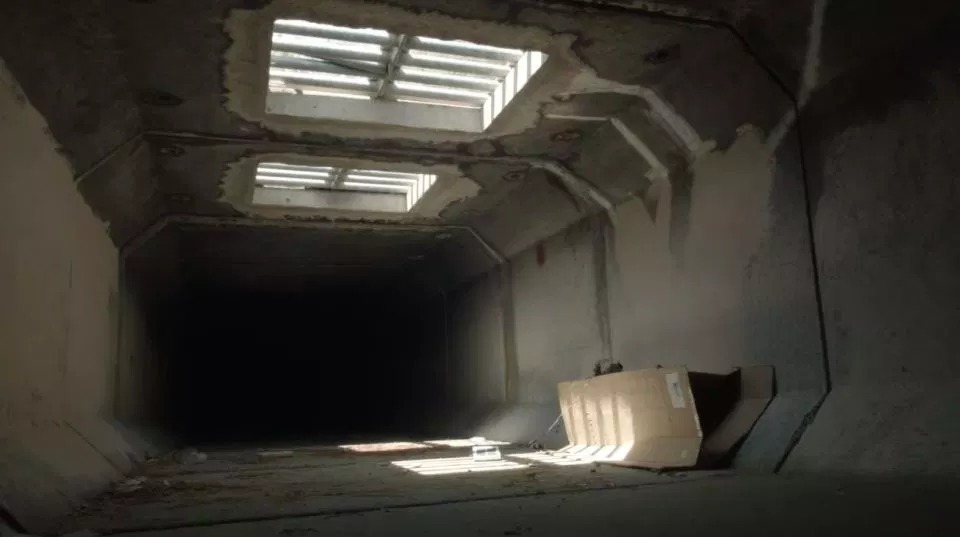 Фотография: Преисподняя города грехов: жизнь бездомных в мрачных тоннелях Лас-Вегаса №18 - BigPicture.ru