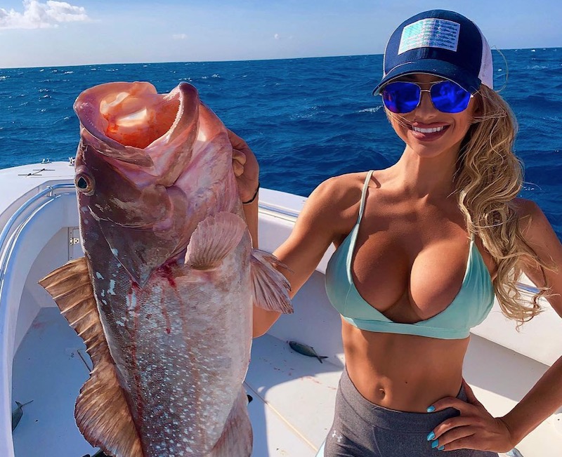 Фотография: Самая сексуальная рыбачка в мире Эмили Ример и ее фото в бикини №1 - BigPicture.ru