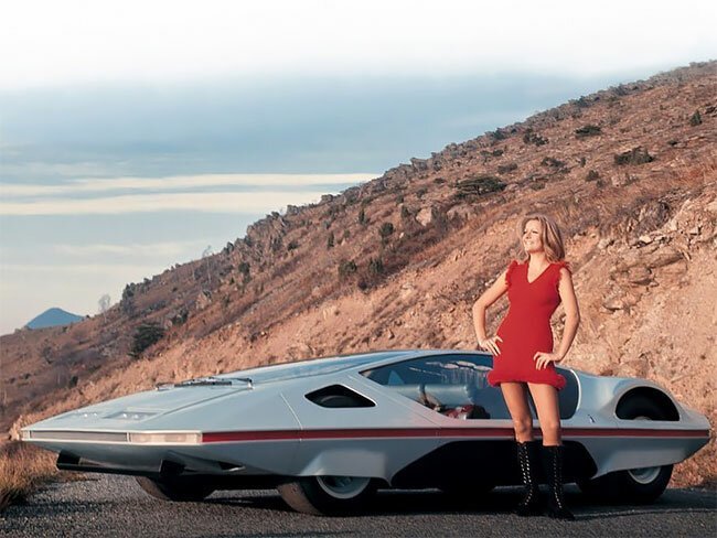 Фотография: Элегантность ретрофутуризма: итальянский автомобиль будущего в 1970 №2 - BigPicture.ru