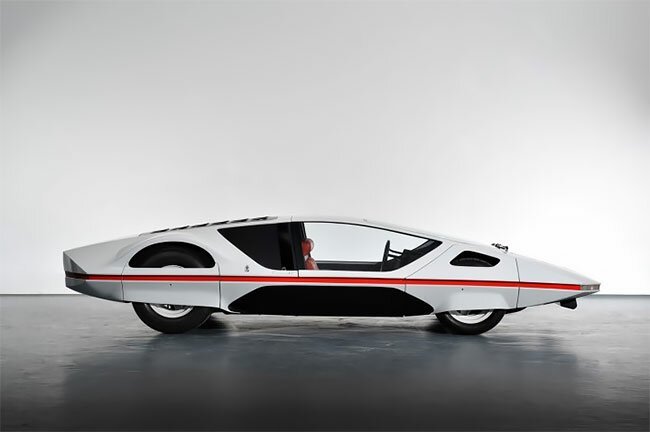 Фотография: Элегантность ретрофутуризма: итальянский автомобиль будущего в 1970 №6 - BigPicture.ru