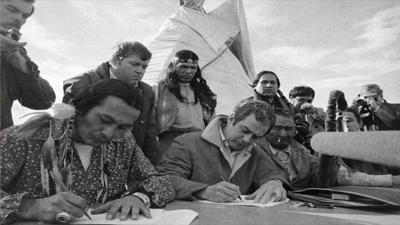 Фотография: Противостояние в Вундед-Ни: как в 1973 году индейцы США последний раз вышли на 