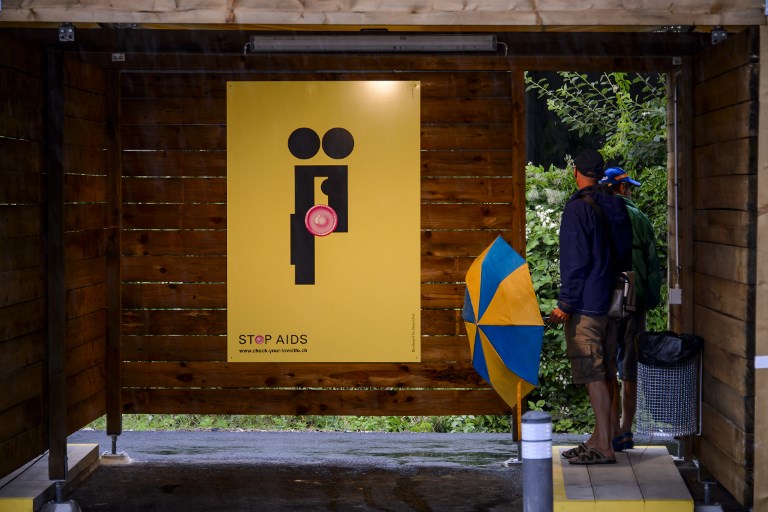 На улицах Цюриха установят кабинки для секса