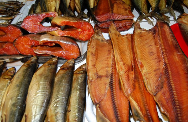 Фотография: Сушеная, вяленая, копченая: Как любителям рыбы к пиву обезопасить себя от паразитов и рака №5 - BigPicture.ru