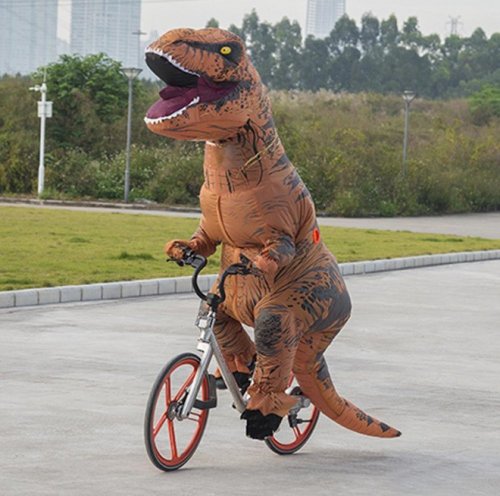 Фотография: Все мечтают об этом костюме тиранозавра, и вот почему №20 - BigPicture.ru