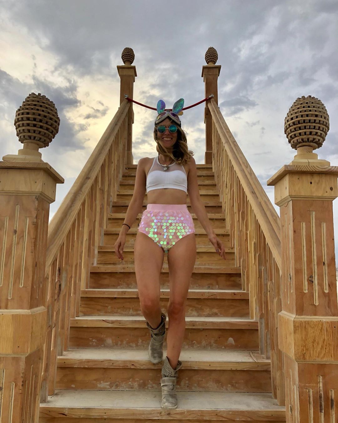 Фотография: 35 фото горячих девушек с не менее горячего фестиваля Burning Man-2019 №28 - BigPicture.ru