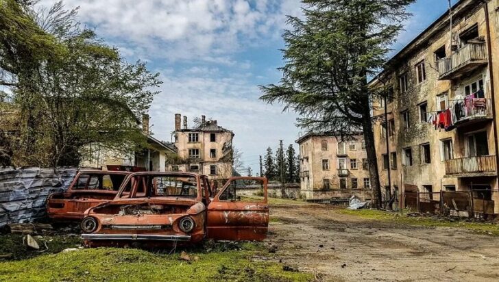 Акармара город призрак в абхазии фото до и после