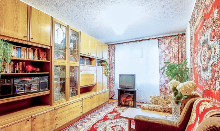 Фотография: Привет из 90-х! Выставленная на продажу квартира в Минске растрогала сетян №1 - BigPicture.ru