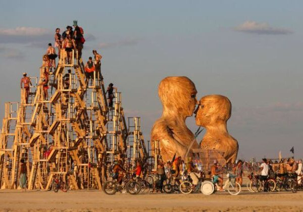 Burning Man 2019: метаморфозы в раскаленной пустыне