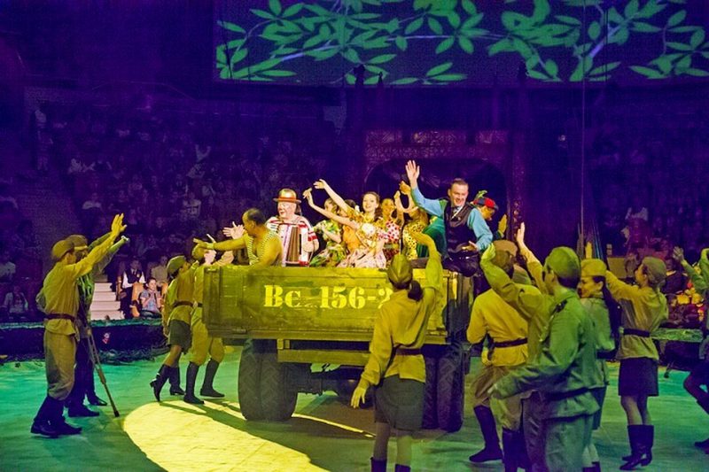 Фотография: Все любят цирк: популярное детское развлечение в России будет для военных бесплатным №3 - BigPicture.ru