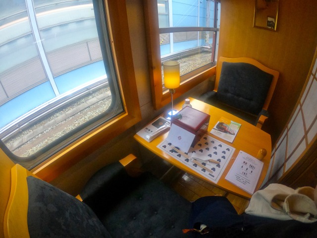 Фотография: Поездка со вкусом: одинокое путешествие в японском поезде-ресторане №9 - BigPicture.ru