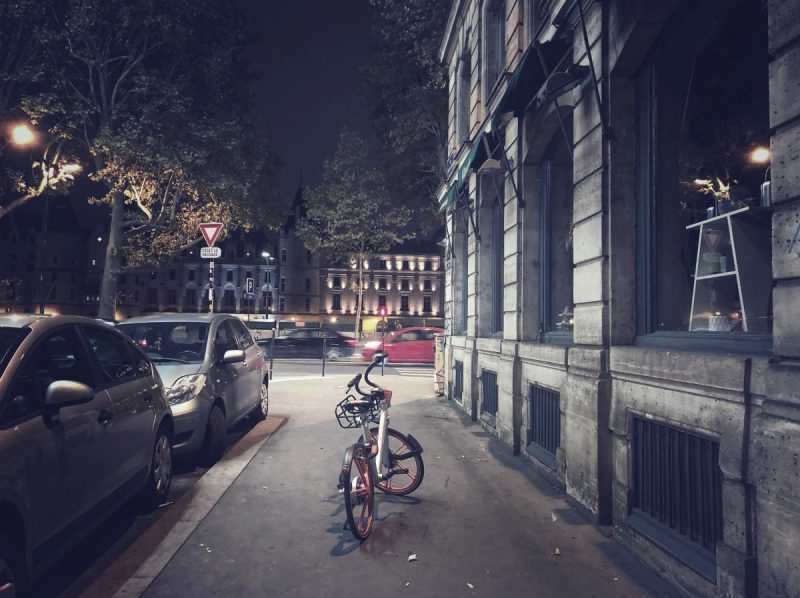 Фотография: Париж ночью: французский фотограф Лоик Ле Кере делает потрясающие снимки на свой телефон №6 - BigPicture.ru