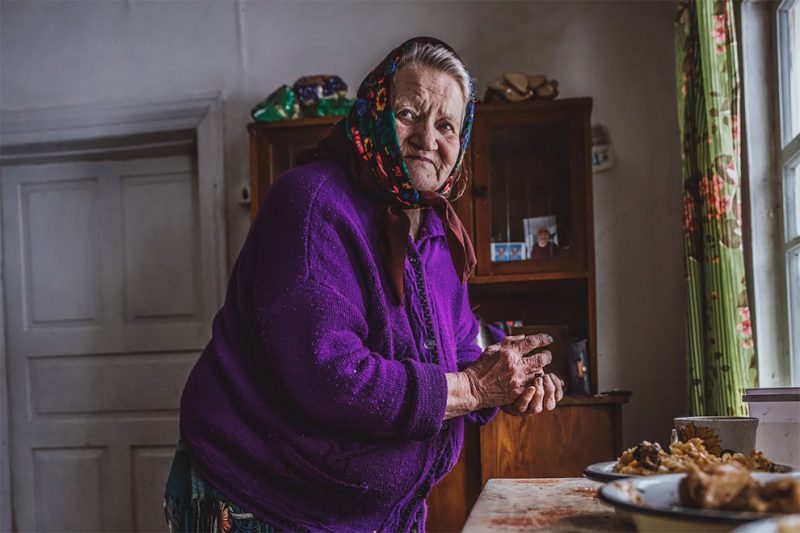 Фотография: Как сейчас живут люди, отказавшиеся уехать из Чернобыльской зоны отчуждения №7 - BigPicture.ru