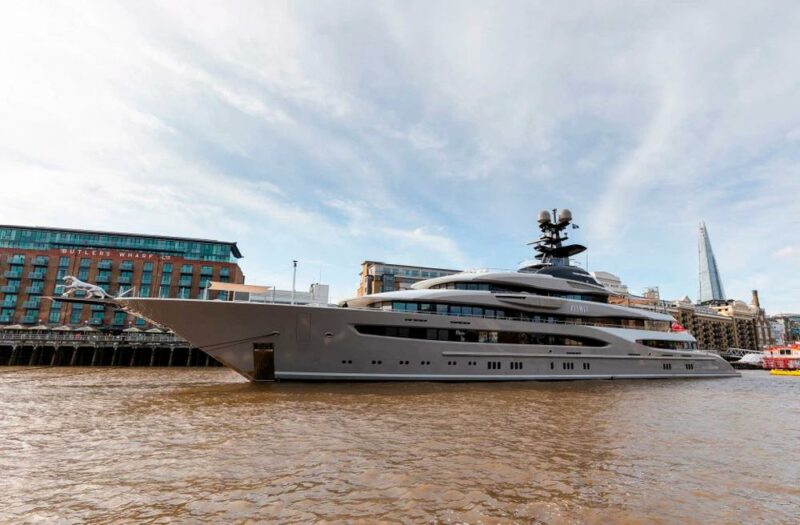Фотография: Мегаяхта Kismet: прогулка по роскошной 95-метровой яхте американского миллиардера №2 - BigPicture.ru