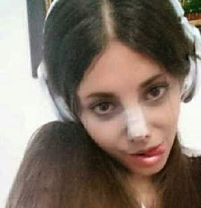 Фотография: Иранская Анджелина Джоли попала за решетку по обвинению в богохульстве №6 - BigPicture.ru