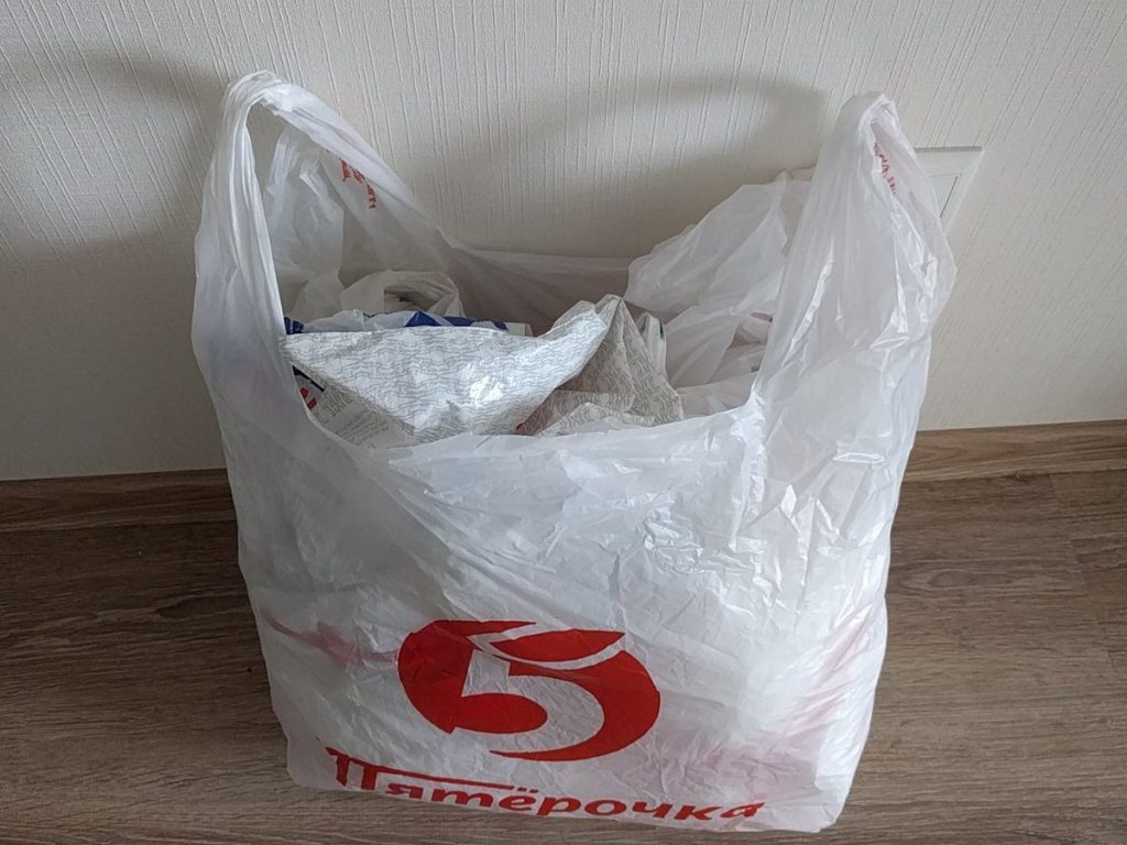 Фотография: Прощай, пакет с пакетами! Что ждет россиян после принятия закона о запрете пластика? №1 - BigPicture.ru