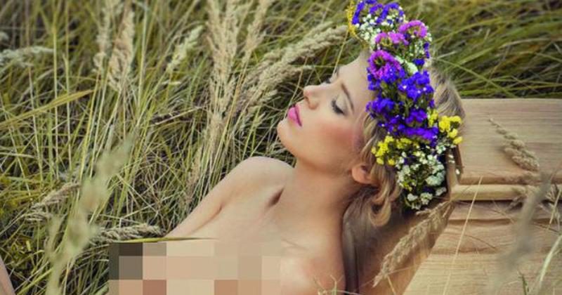 Фотография: Эротический календарь от польских гробовщиков стал хитом сети №1 - BigPicture.ru