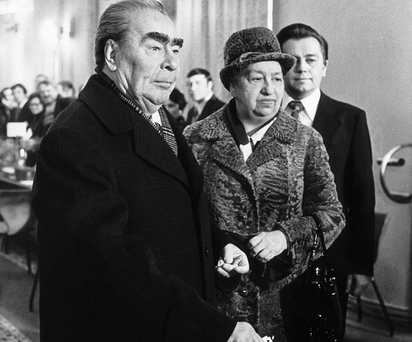 Фотография: 3 жены советских лидеров, предпочитавшие оставаться в тени №5 - BigPicture.ru