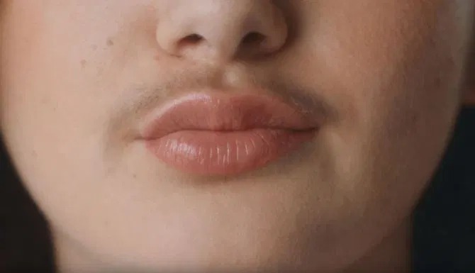 Фотография: Брить или не брить — вот в чем вопрос: реклама, в которой снялись девушки с усиками, всколыхнула сеть №6 - BigPicture.ru