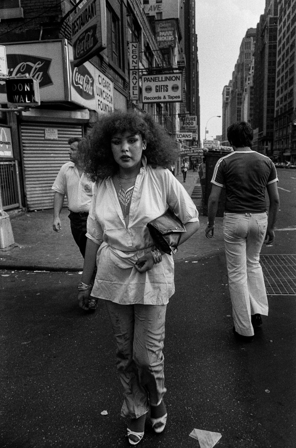 Черно-белая реальность Нью-Йорка 80-х на фотографиях Брюса Гилдена