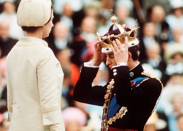 Наследник Елизаветы II всю жизнь ждал корону. Чем принц Чарльз занимался последние 70 лет?