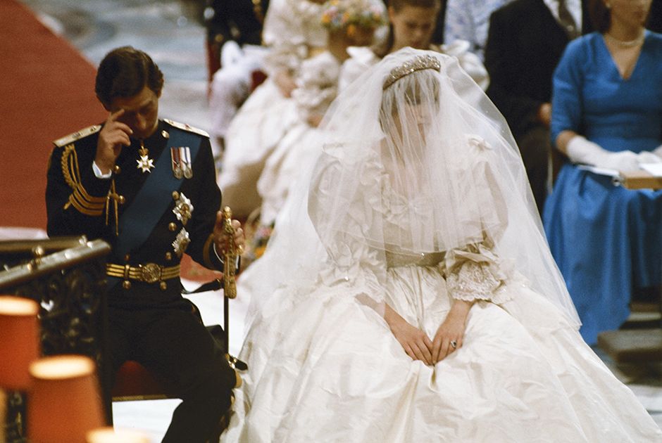 Фотография: Наследник Елизаветы II всю жизнь ждал корону. Чем принц Чарльз занимался последние 70 лет? №21 - BigPicture.ru