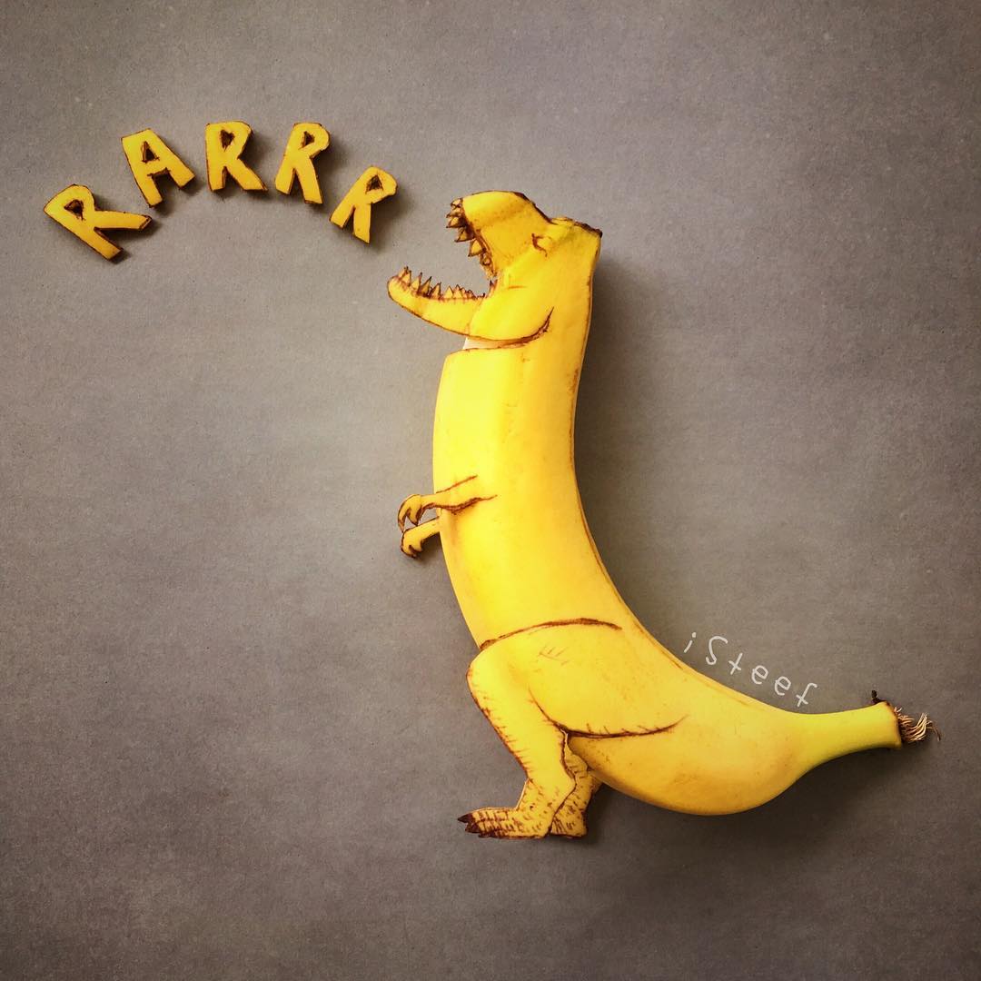 Фотография: Назло мрамору: скульптор отсекает лишнее от бананов №21 - BigPicture.ru