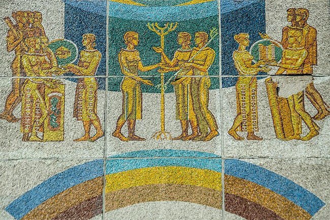 Фотография: Уникальные мозаики, сохранившиеся со времен Советского Союза №54 - BigPicture.ru