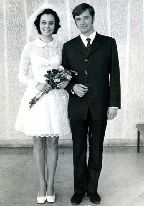 Фотография: В чем выходили замуж звезды советской эпохи: редкие свадебные кадры №12 - BigPicture.ru
