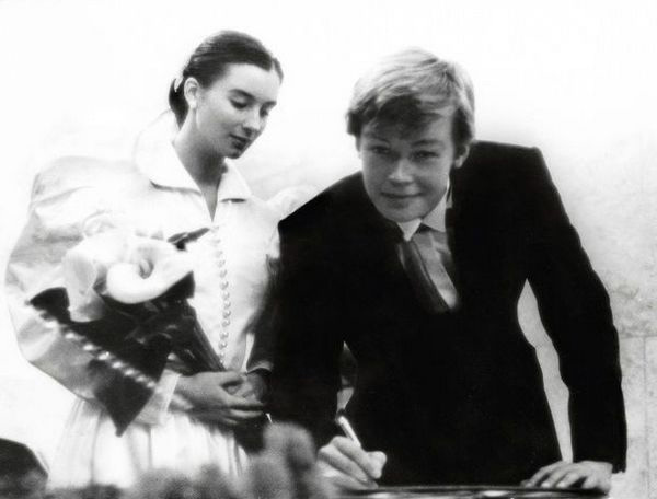 Фотография: В чем выходили замуж звезды советской эпохи: редкие свадебные кадры №3 - BigPicture.ru