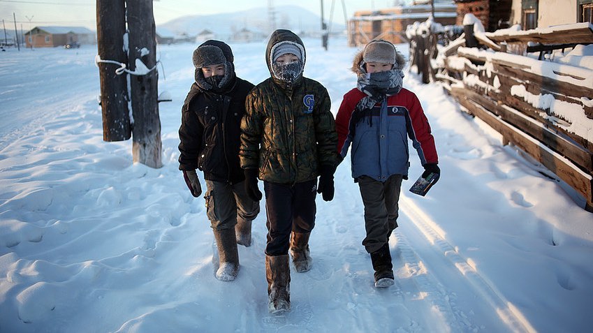 Фотография: 15 морозных фотографий из Якутии, где температуры в этом году достигали 60 градусов по Цельсию №15 - BigPicture.ru