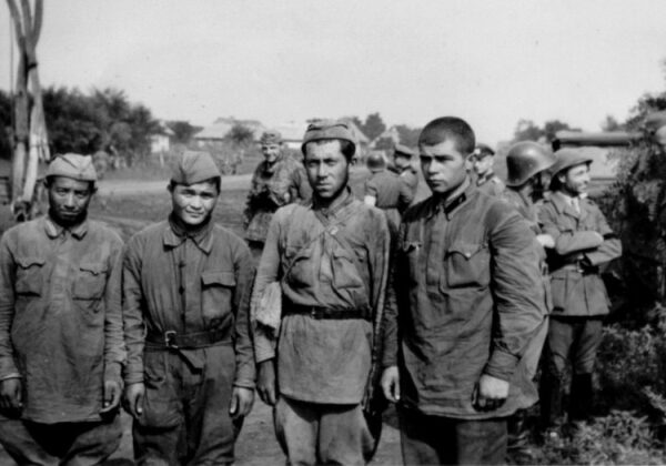 Подвиг узбекских солдат в немецком плену, о котором никто не знал