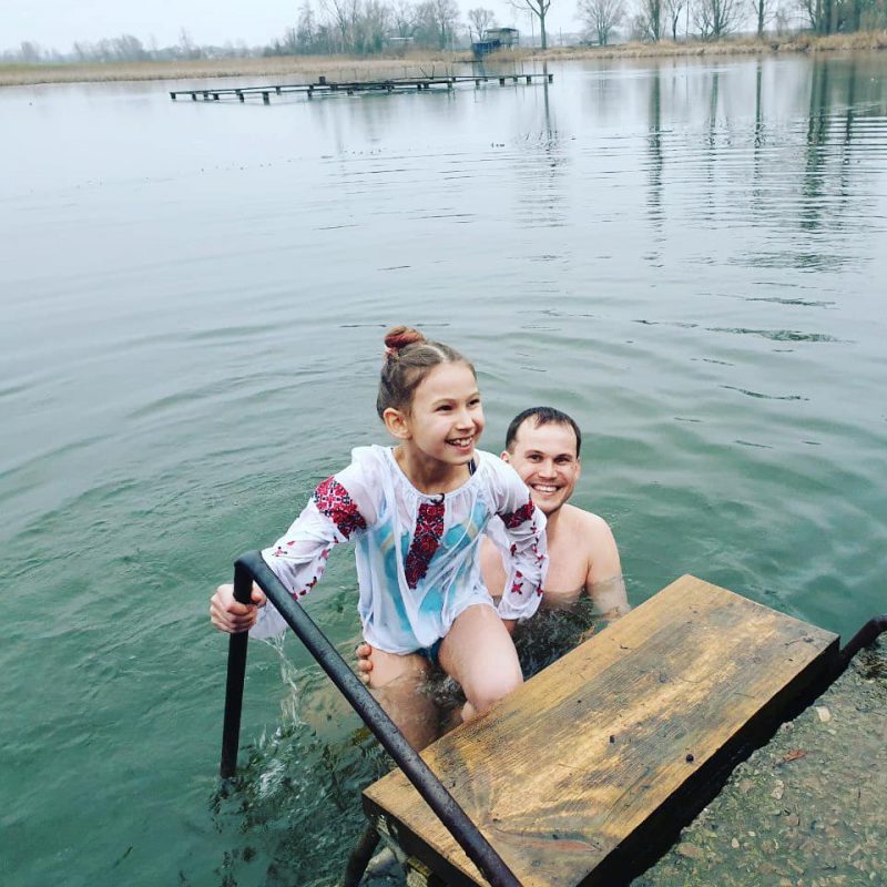 Фотография: 20 фото о том, как прошло Крещение у пользователей Instagram №11 - BigPicture.ru