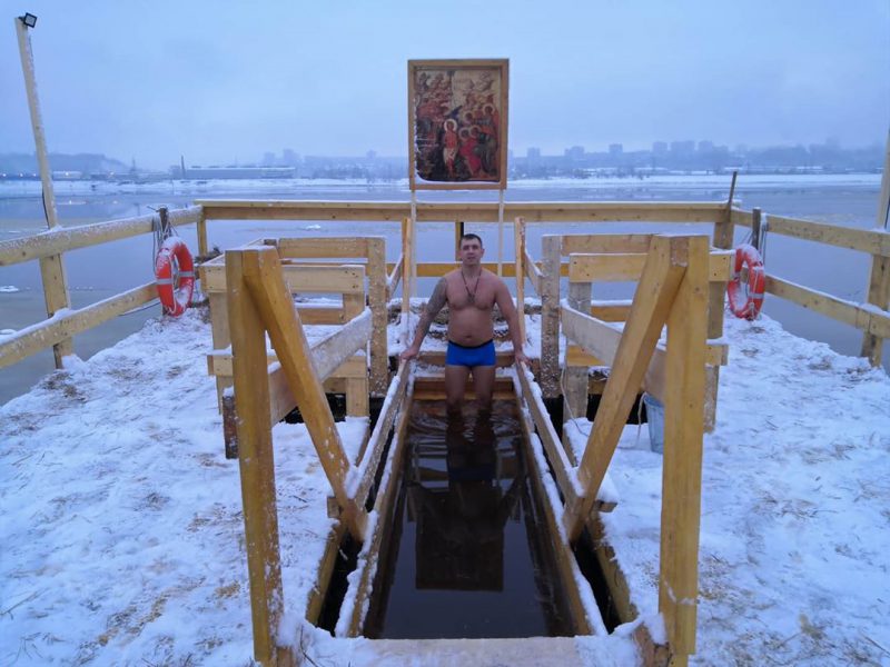 Фотография: 20 фото о том, как прошло Крещение у пользователей Instagram №8 - BigPicture.ru