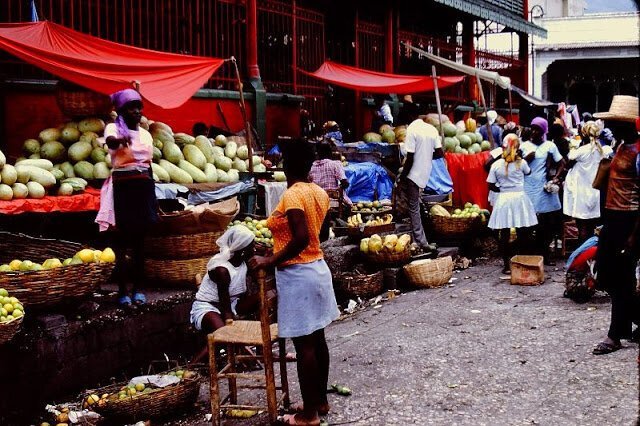 Фотография: 31 цветная фотография, документирующая жизнь Гаити в 1970-е №29 - BigPicture.ru