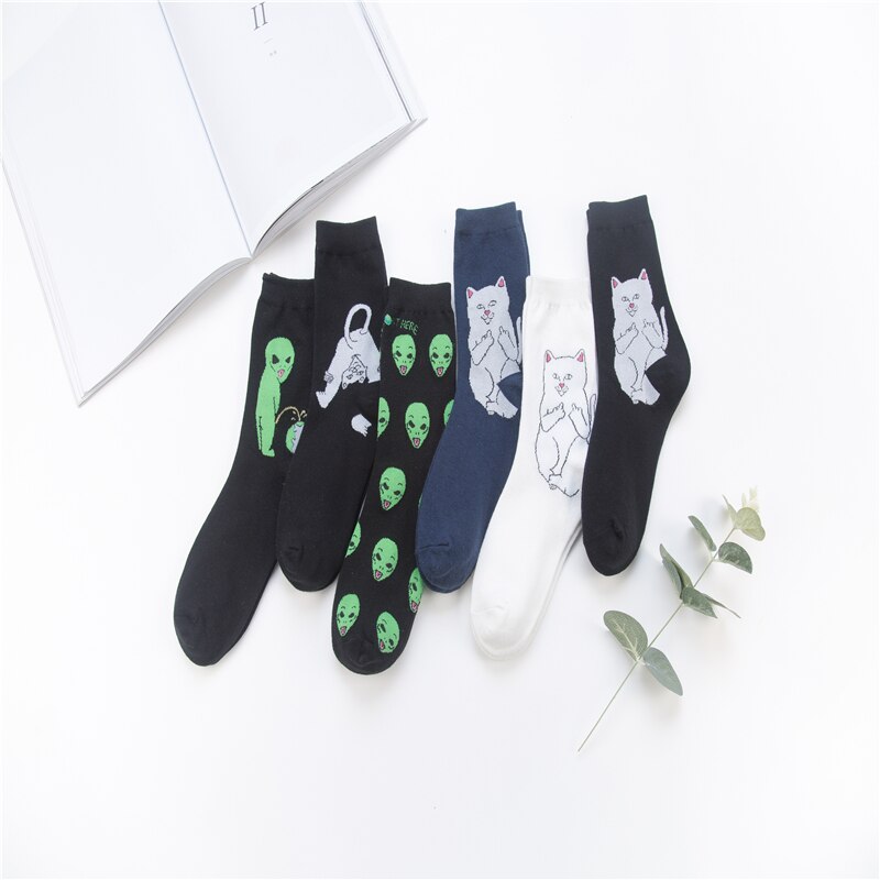 Фотография: 15 стильных носков с принтом дешевле 100 рублей №8 - BigPicture.ru