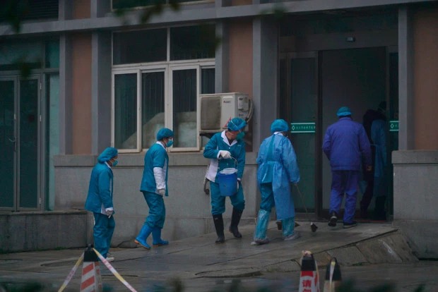 Фотография: Мертвая зона: коронавирус превратил 11-миллионный Ухань в город-призрак №13 - BigPicture.ru