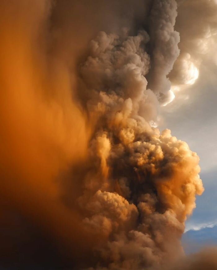 Фотография: Ужас, страх и красота: вся мощь вулкана Тааль в фотографиях №22 - BigPicture.ru