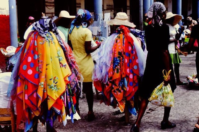 Фотография: 31 цветная фотография, документирующая жизнь Гаити в 1970-е №13 - BigPicture.ru